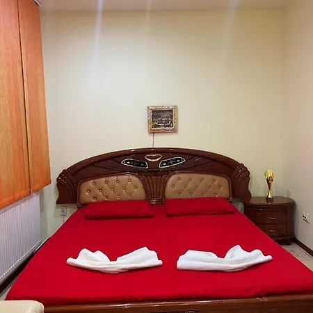 Bed & Breakfast Aurora Boutique-studio Premium Bucharest
